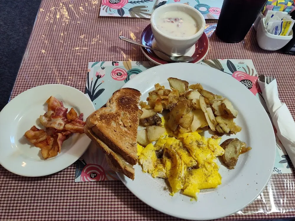 Scrambles Home Fries and Creamed Chipped Beef